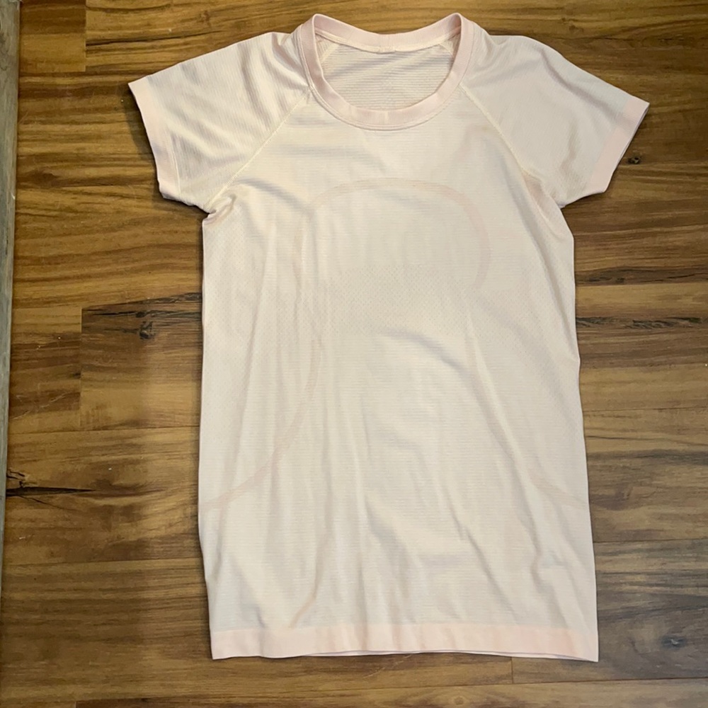 Swiftly tech short sleeve